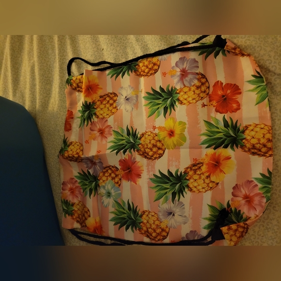 Backpack - Picture 4 of 6